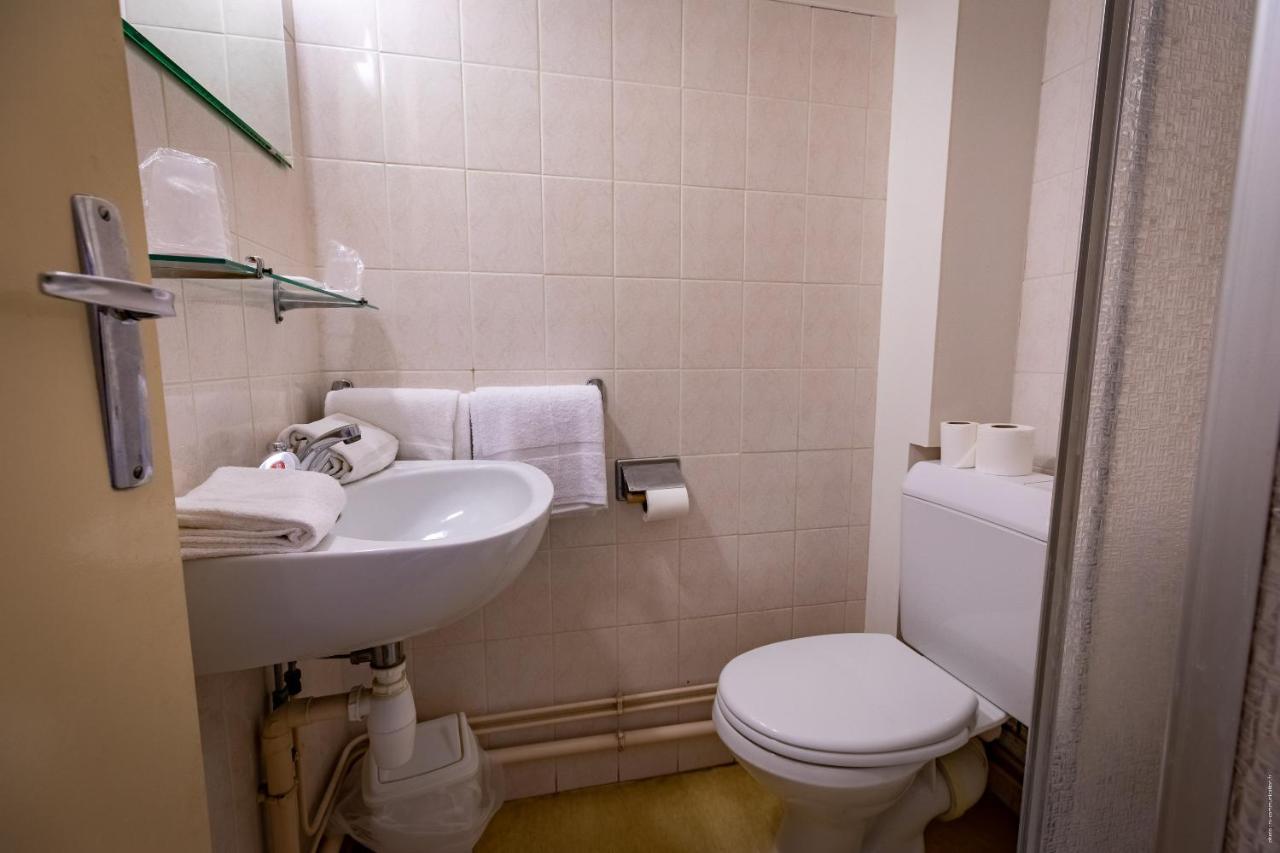 Hotel Astrid Rouen Bagian luar foto