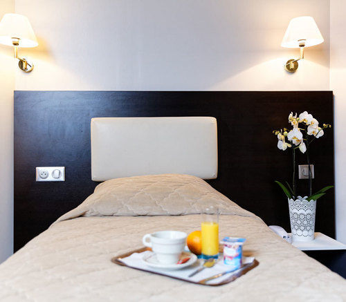 Hotel Astrid Rouen Bagian luar foto